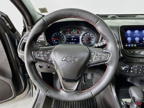 Used 2024 Chevrolet Equinox RS FWD image 13