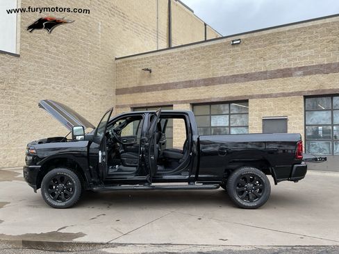 Used 2025 RAM 2500 Big Horn image 33