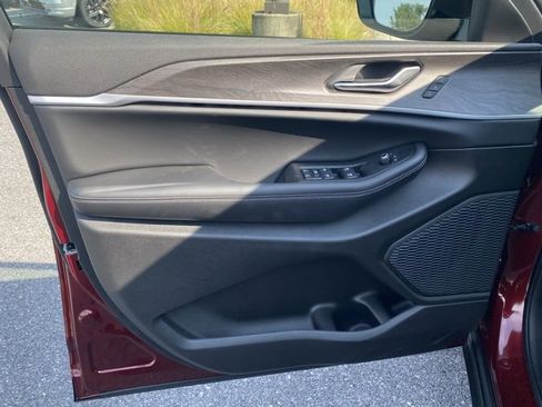 New 2025 Jeep Grand Cherokee Limited w/ Black Appearance Package image 12