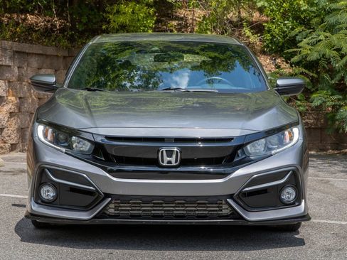 Used 2020 Honda Civic Sport image 2