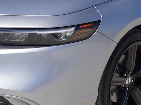 Used 2025 Honda Accord Sport image 2