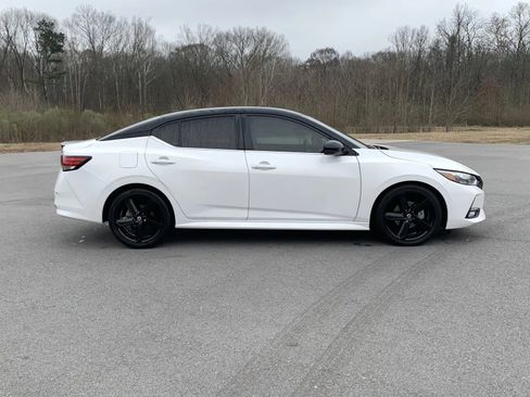 Used 2023 Nissan Sentra SR w/ Midnight Edition Package image 8