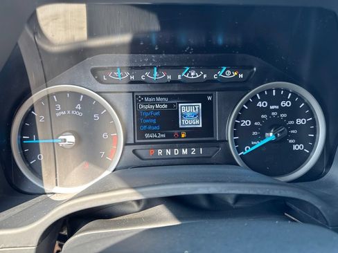 Used 2022 Ford F250 XLT w/ XLT Premium Package AWD/4WD image 11