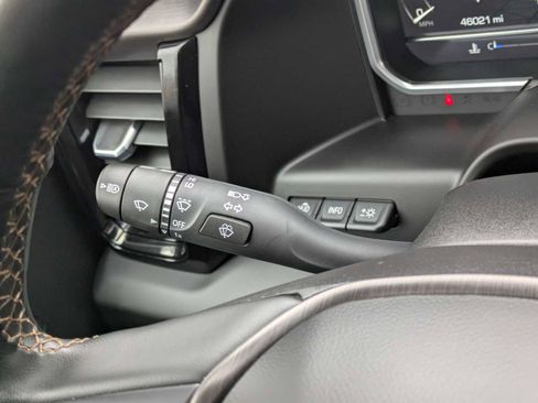 Used 2024 GMC Sierra 3500 AT4 w/ Technology Package image 28