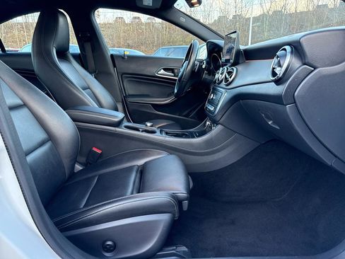 Used 2019 Mercedes-Benz CLA 250 4MATIC image 30