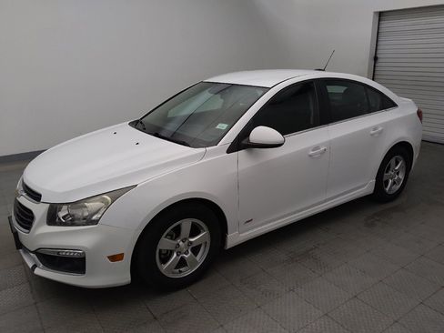 Used 2015 Chevrolet Cruze LT w/ RS Package FWD image 2