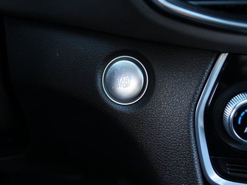 Used 2019 Hyundai Santa Fe FWD image 21