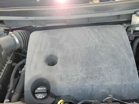 Used 2020 Chevrolet Traverse LT FWD image 13