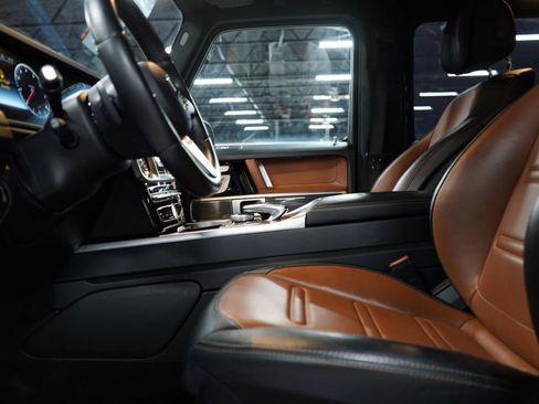 Used 2021 Mercedes-Benz G 550 w/ G Manufaktur Interior Package image 10