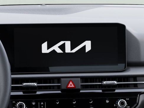 New 2026 Kia Sportage LX FWD image 16
