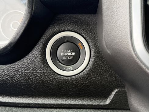 Certified 2019 RAM 1500 Big Horn image 23