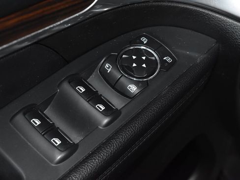 Used 2016 Ford Explorer Limited image 6