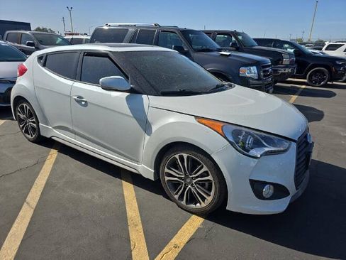 Used 2016 Hyundai Veloster Turbo w/ Option Group 04 FWD image 1