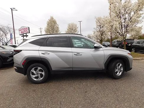Used 2022 Hyundai Tucson SEL w/ Cargo Package AWD/4WD image 4