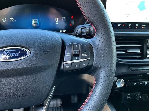 Used 2025 Ford Escape ST-Line Elite w/ Premium Technology Package image 14