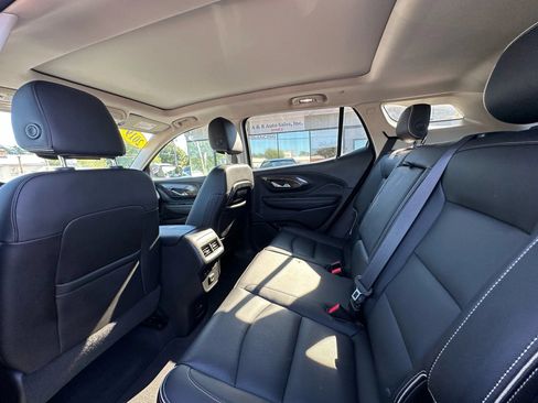 Used 2019 GMC Terrain Denali w/ Advanced Safety Package AWD/4WD image 11