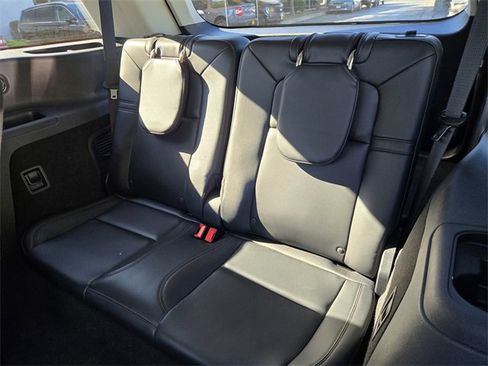 New 2025 Lincoln Aviator AWD w/ Equipment Group 101A image 16