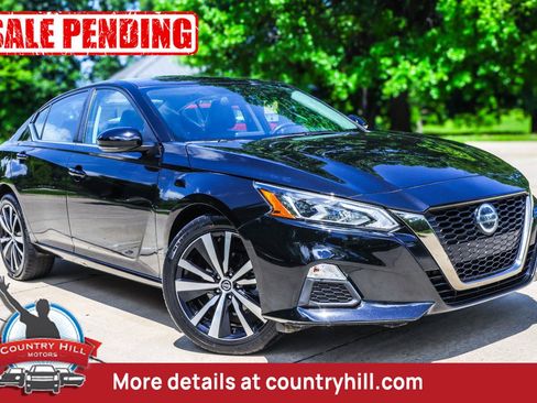 Used 2021 Nissan Altima 2.5 SR w/ SR Premium Package AWD/4WD image 1