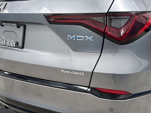 Used 2023 Acura MDX Type S AWD/4WD image 33
