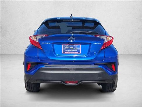 Used 2021 Toyota C-HR Limited image 6