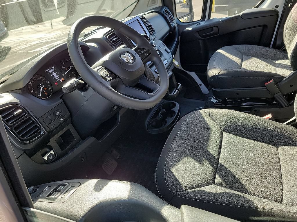New 2024 RAM ProMaster 3500 w/ Convenience Group FWD image 2