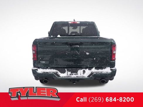 New 2026 RAM 1500 4x4 Crew Cab image 7