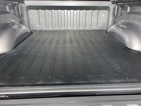 Used 2020 RAM 1500 Laramie AWD/4WD image 34