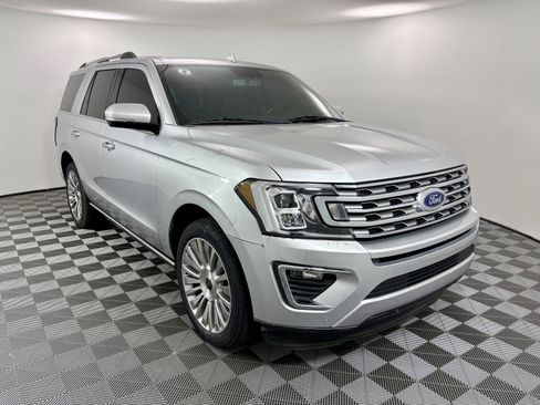 Used 2019 Ford Expedition Limited image 7