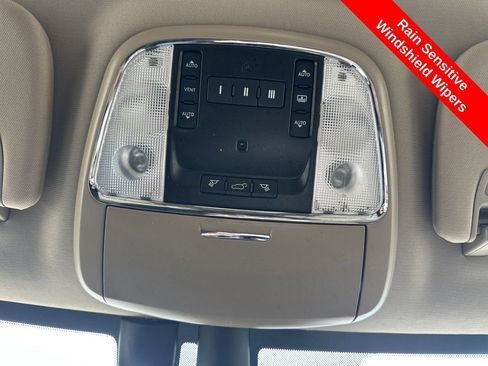 Used 2020 Jeep Grand Cherokee Limited w/ Luxury Group II image 18