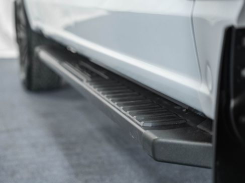 Used 2022 Ford F150 Lariat w/ Equipment Group 502A High image 21