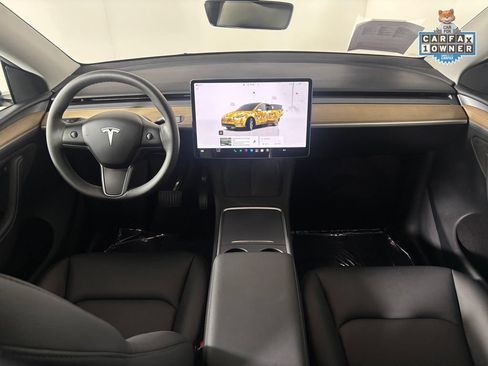 Used 2024 Tesla Model Y Long Range AWD/4WD image 14