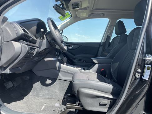 Certified 2023 Subaru Forester Premium AWD/4WD image 13