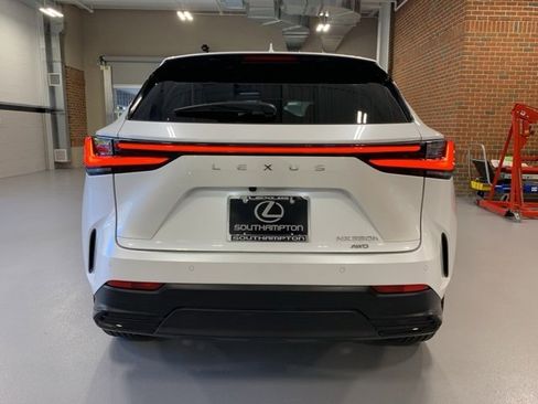 Used 2022 Lexus NX 350h AWD image 7