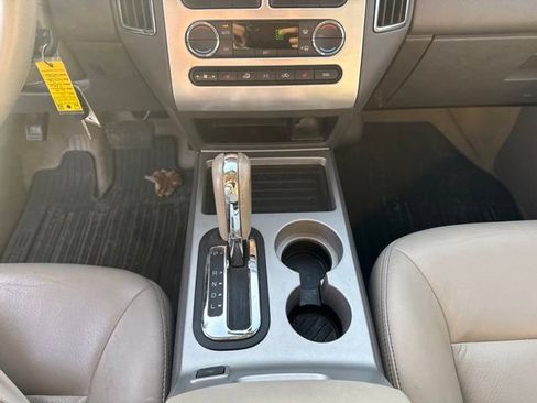 Used 2010 Ford Edge Limited AWD/4WD image 19