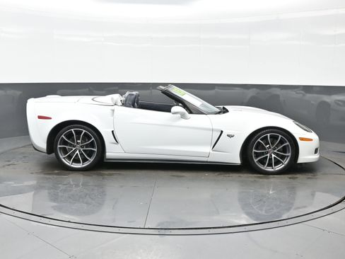 Used 2013 Chevrolet Corvette 427 w/ 1SC Preferred Equipment Group image 7