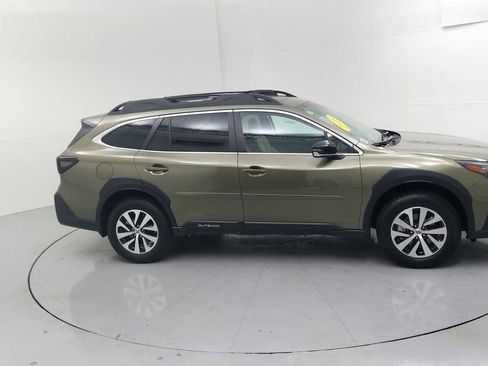 Certified 2025 Subaru Outback Premium image 12