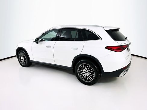 Used 2025 Mercedes-Benz GLC 300 image 6