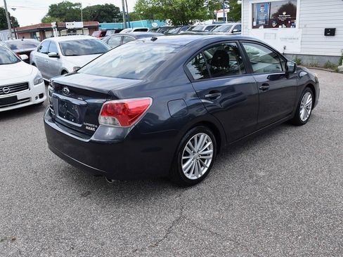 Used 2014 Subaru Impreza 2.0i Premium AWD/4WD image 6