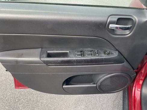 Used 2016 Jeep Compass Sport w/ Power Value Group image 14