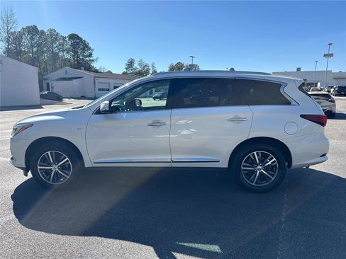 Used 2017 INFINITI QX60 AWD w/ Premium Plus Package image 8
