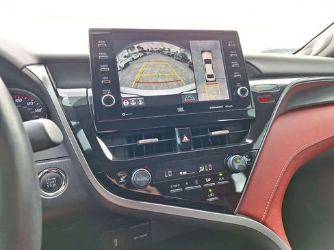 Used 2021 Toyota Camry XSE image 21