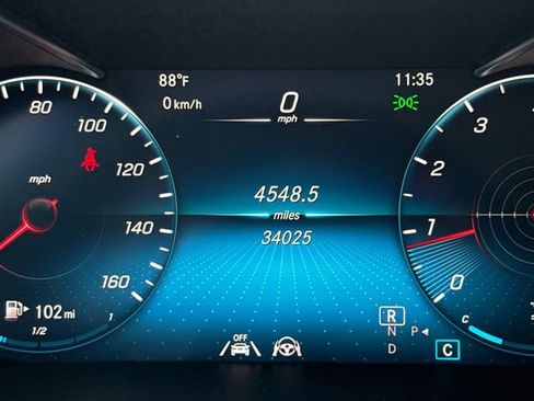Used 2021 Mercedes-Benz GLC 300 4MATIC image 30