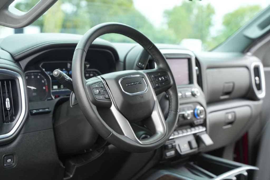 Used 2020 GMC Sierra 1500 Denali w/ Denali Ultimate Package AWD/4WD image 27