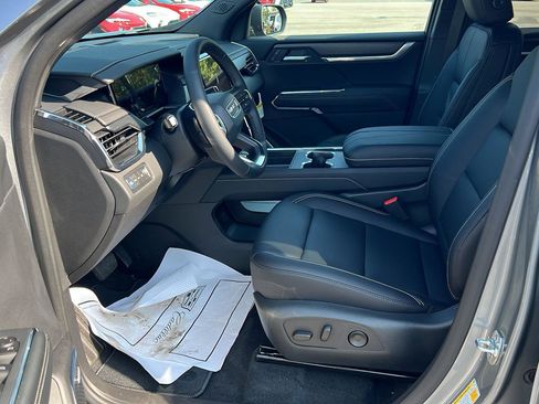 New 2025 GMC Acadia Elevation w/ Elevation Premium Package image 11