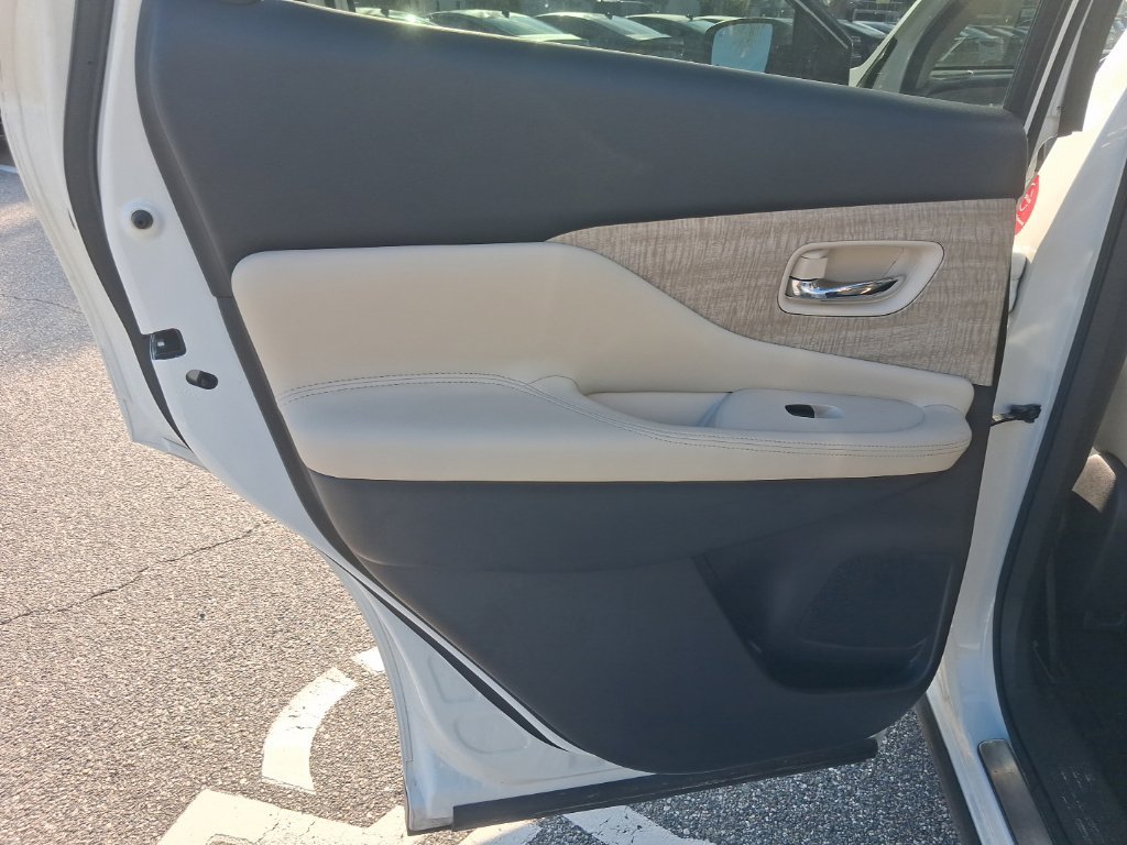 Used 2022 Nissan Murano SL w/ SL Moonroof Package AWD/4WD image 26