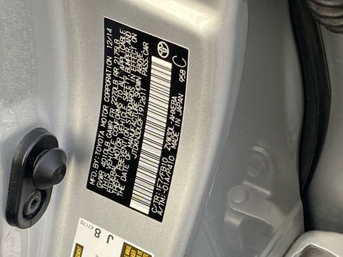 Used 2015 Toyota Prius Two image 8