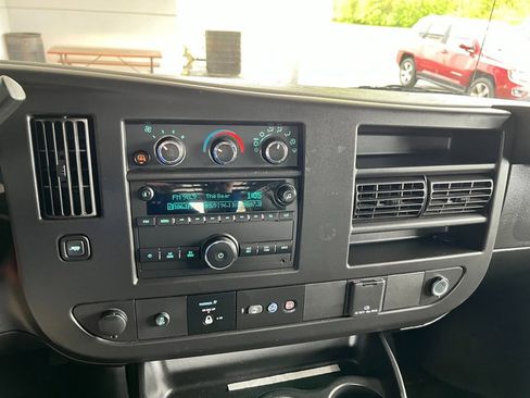 Used 2021 Chevrolet Express 2500 Extended w/ Driver Convenience Package image 21