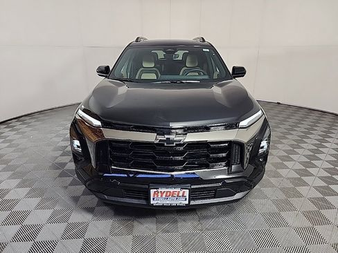 New 2026 Chevrolet Equinox ACTIV w/ Convenience Package III image 3