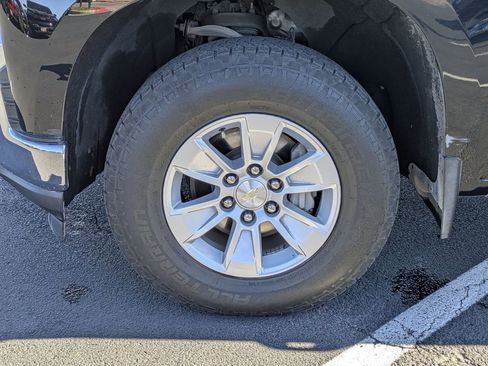 Used 2020 Chevrolet Silverado 1500 LT image 28