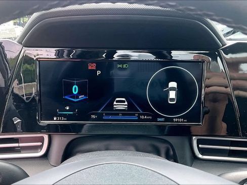 Used 2021 Hyundai Elantra SEL w/ Convenience + Premium Package FWD image 18